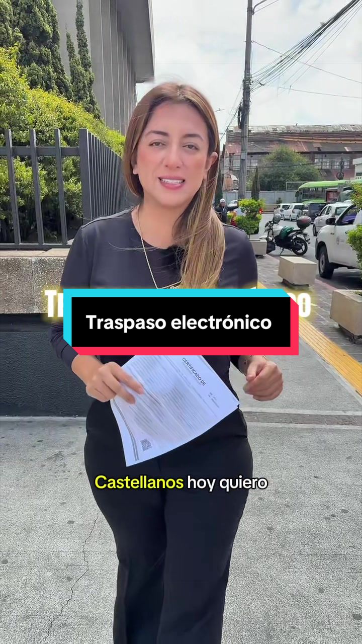 @Abogada&ensp;Castellanos