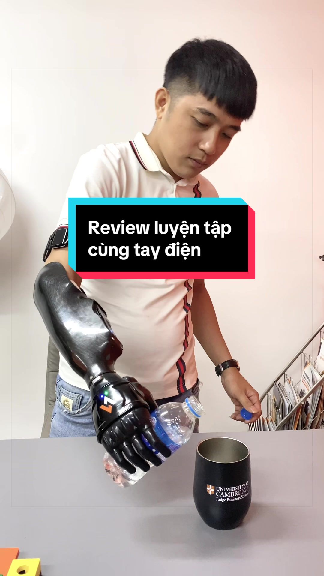 @Tay Giả Điện Chức Năng Vulcan