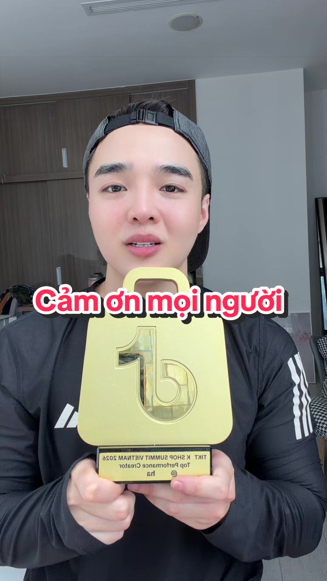 @Tun Phạm Official