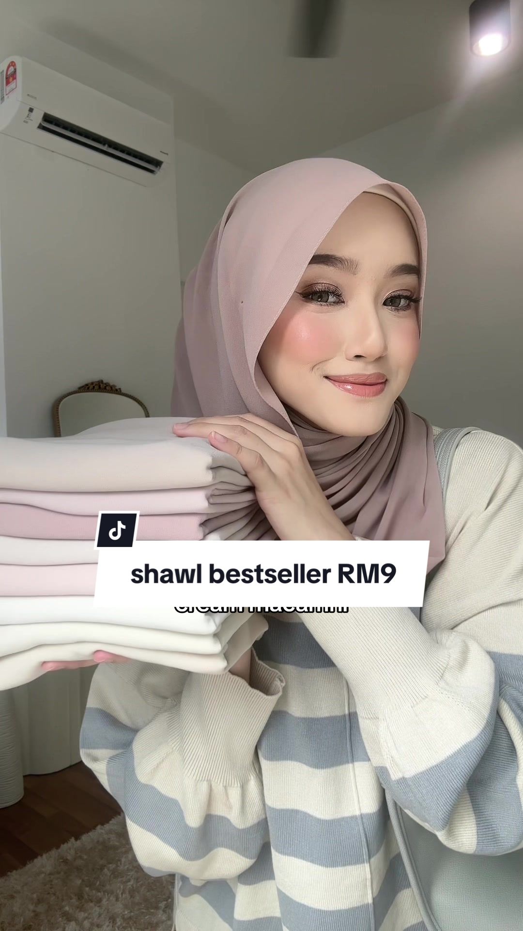 @AmyraHijab