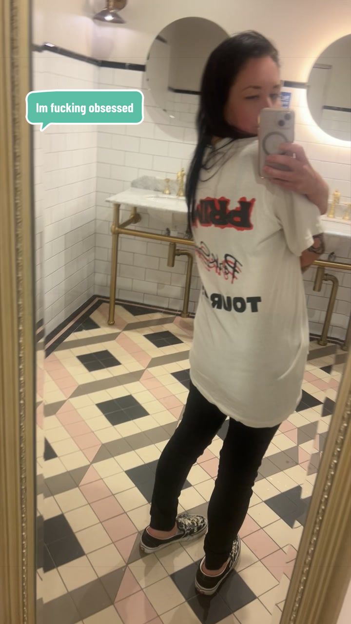 @therealniksie
