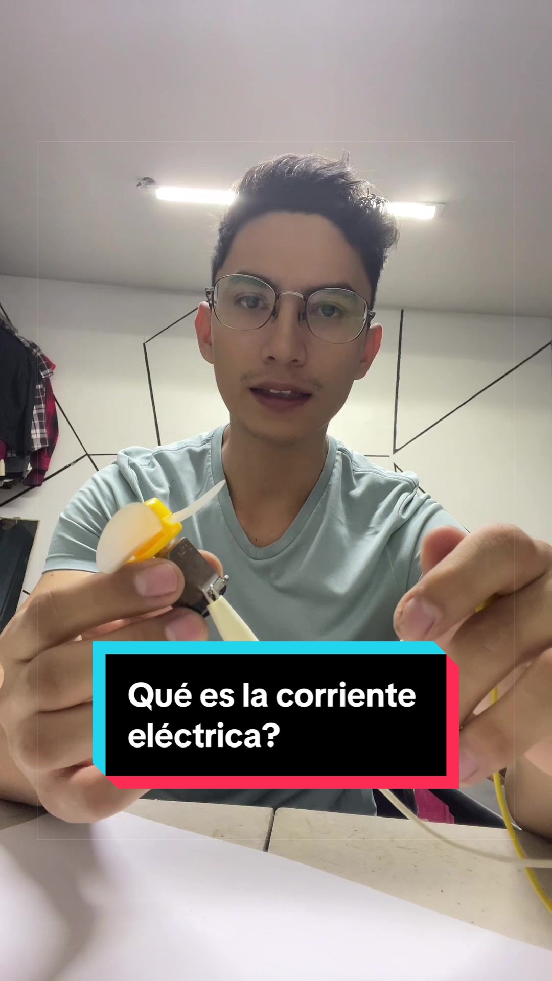 @soy_adrianjarillo