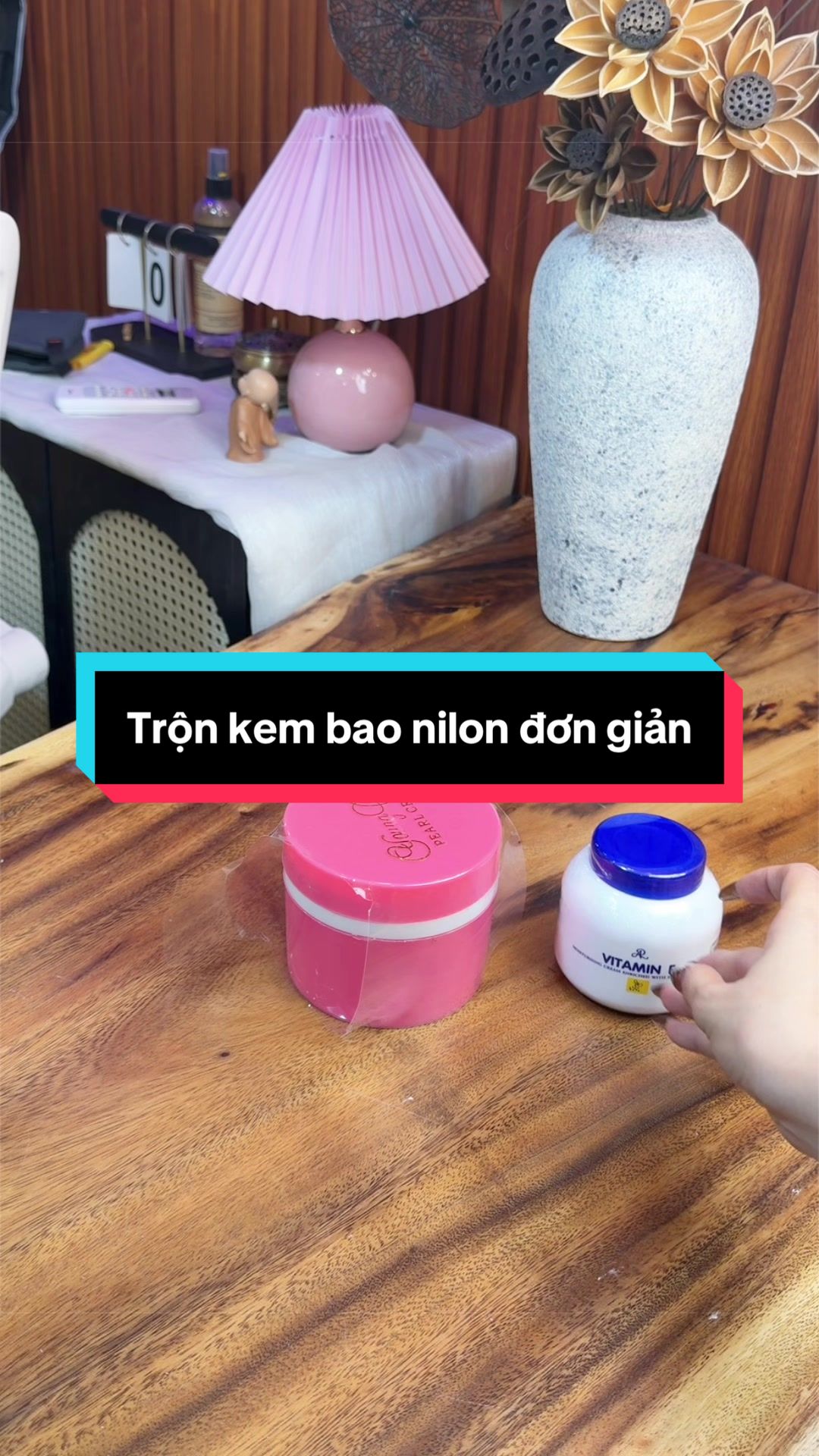 @Bà Tám Da Dẻ