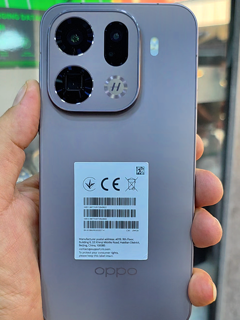 @𝗔𝘇𝗮𝗱 𝗠𝗼𝗯𝗶𝗹𝗲 📱