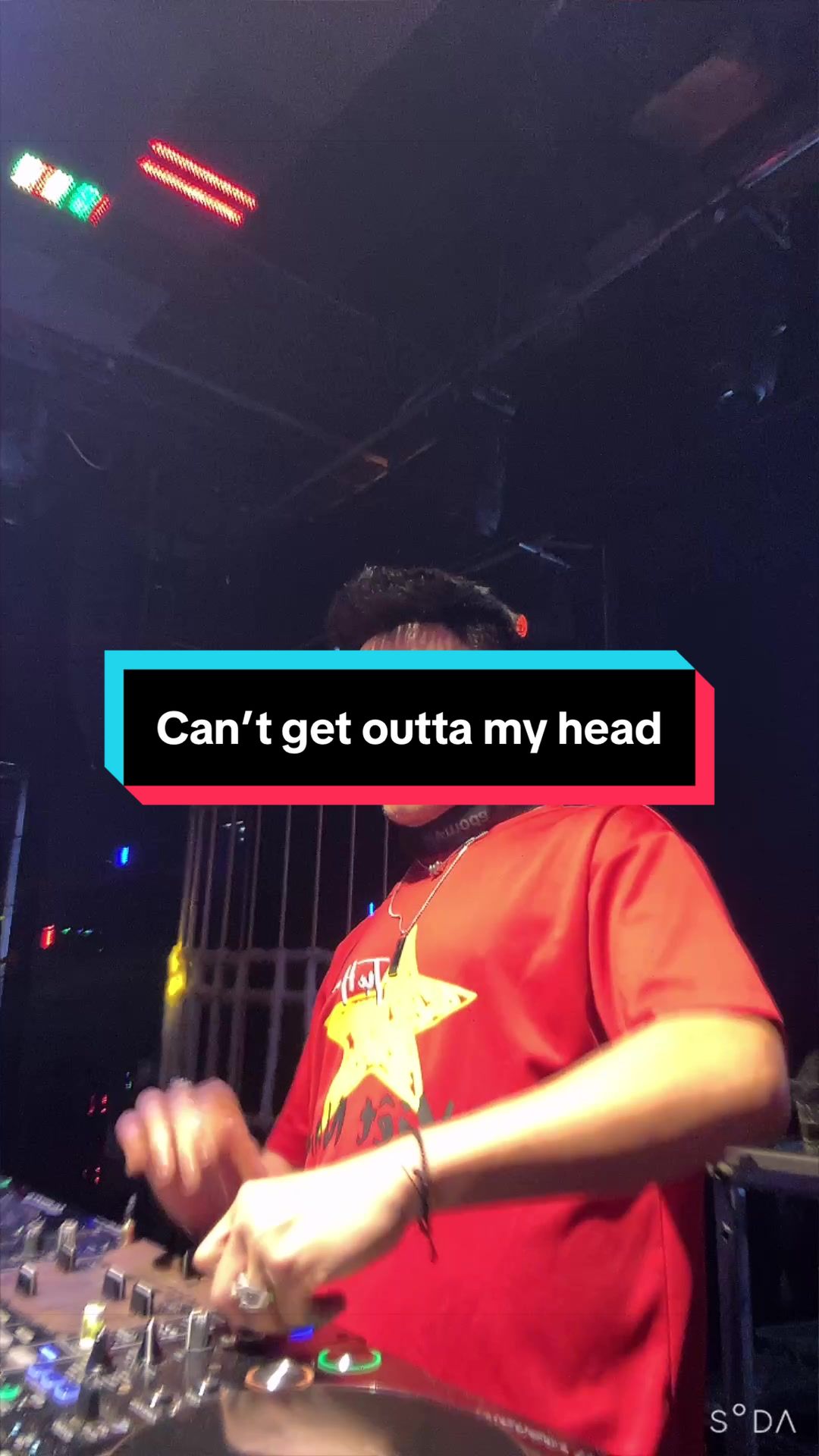 @DJ C&Ocirc;NG MIO