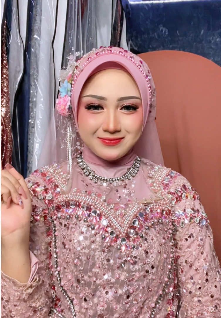 @Silvia Makeup Artist Cirebon