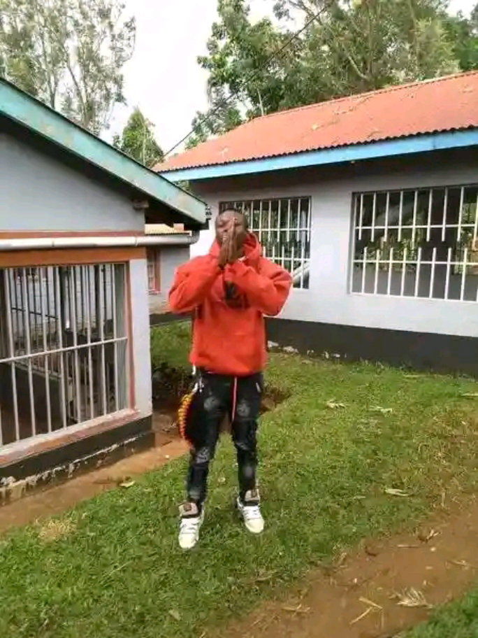 @D Boy Dennis maina