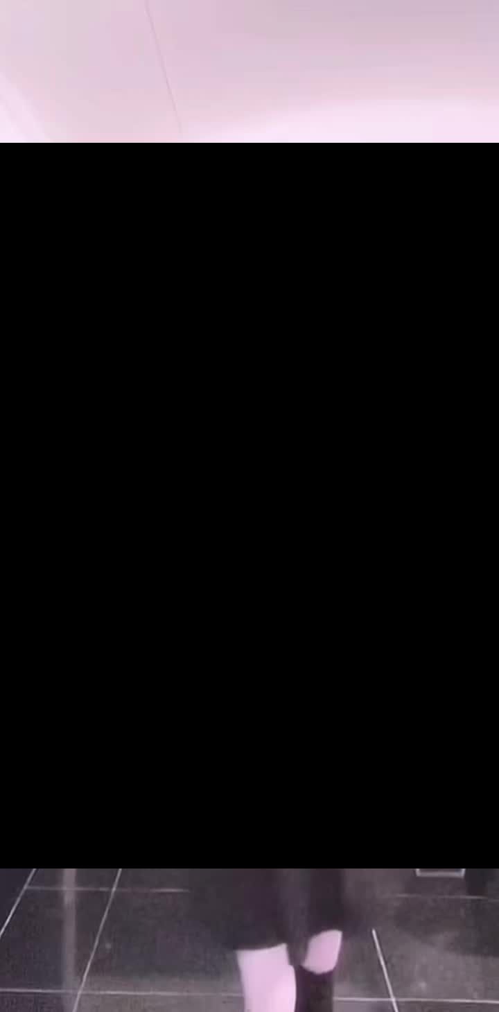 @︎︎