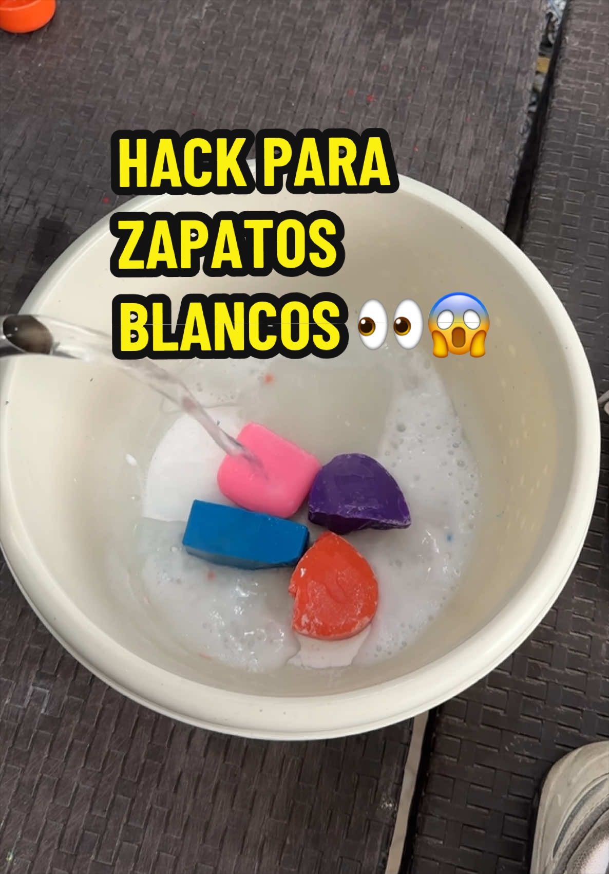 @Janinalchair