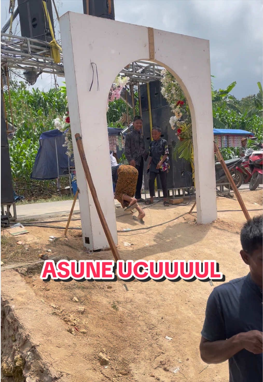 @Tombe Cucuk Lampah