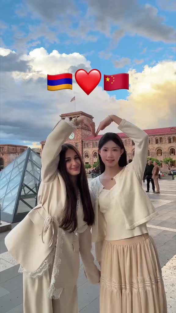 @lily🇨🇳