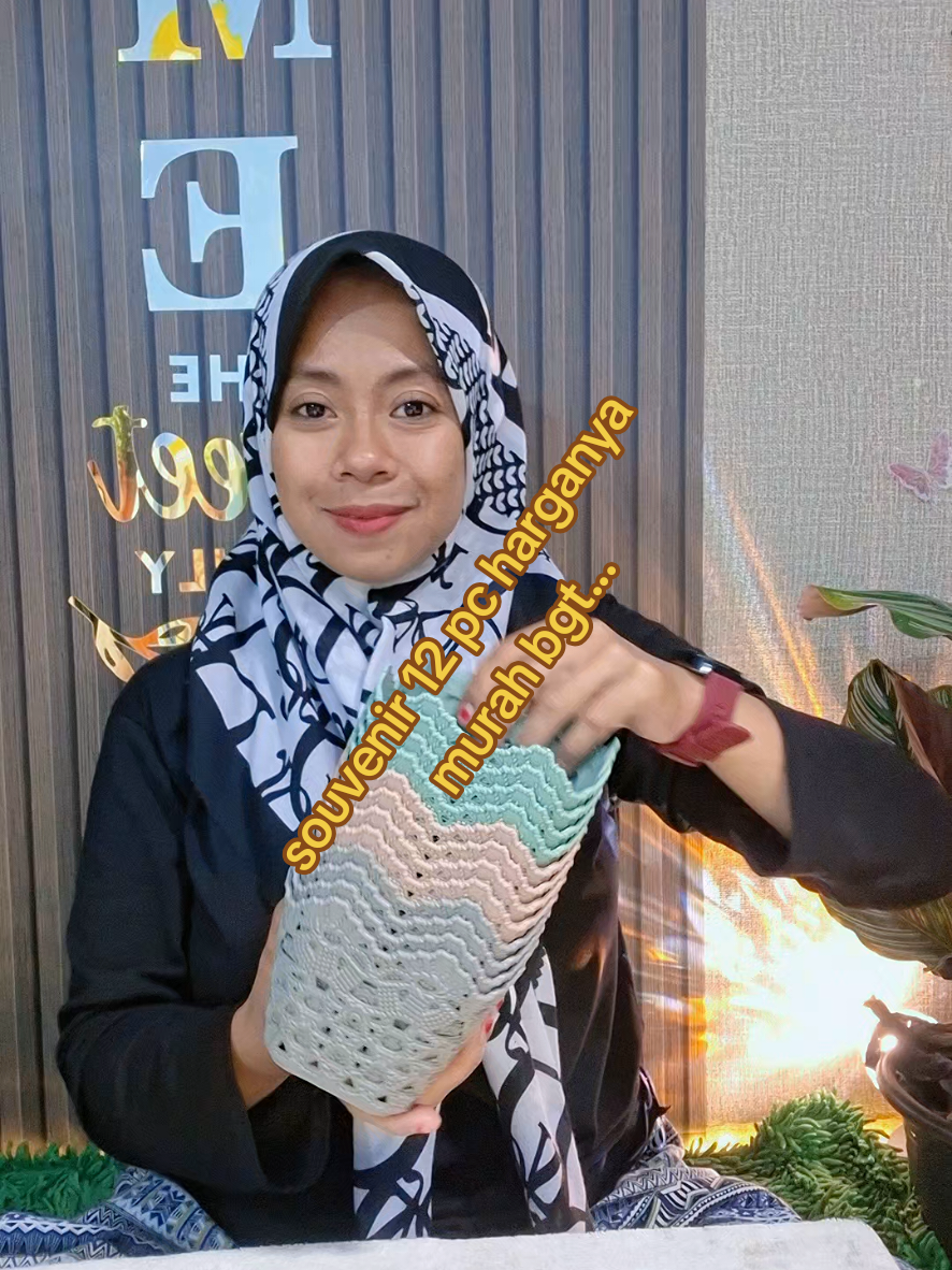 @Siti Fatimah|Gift Box