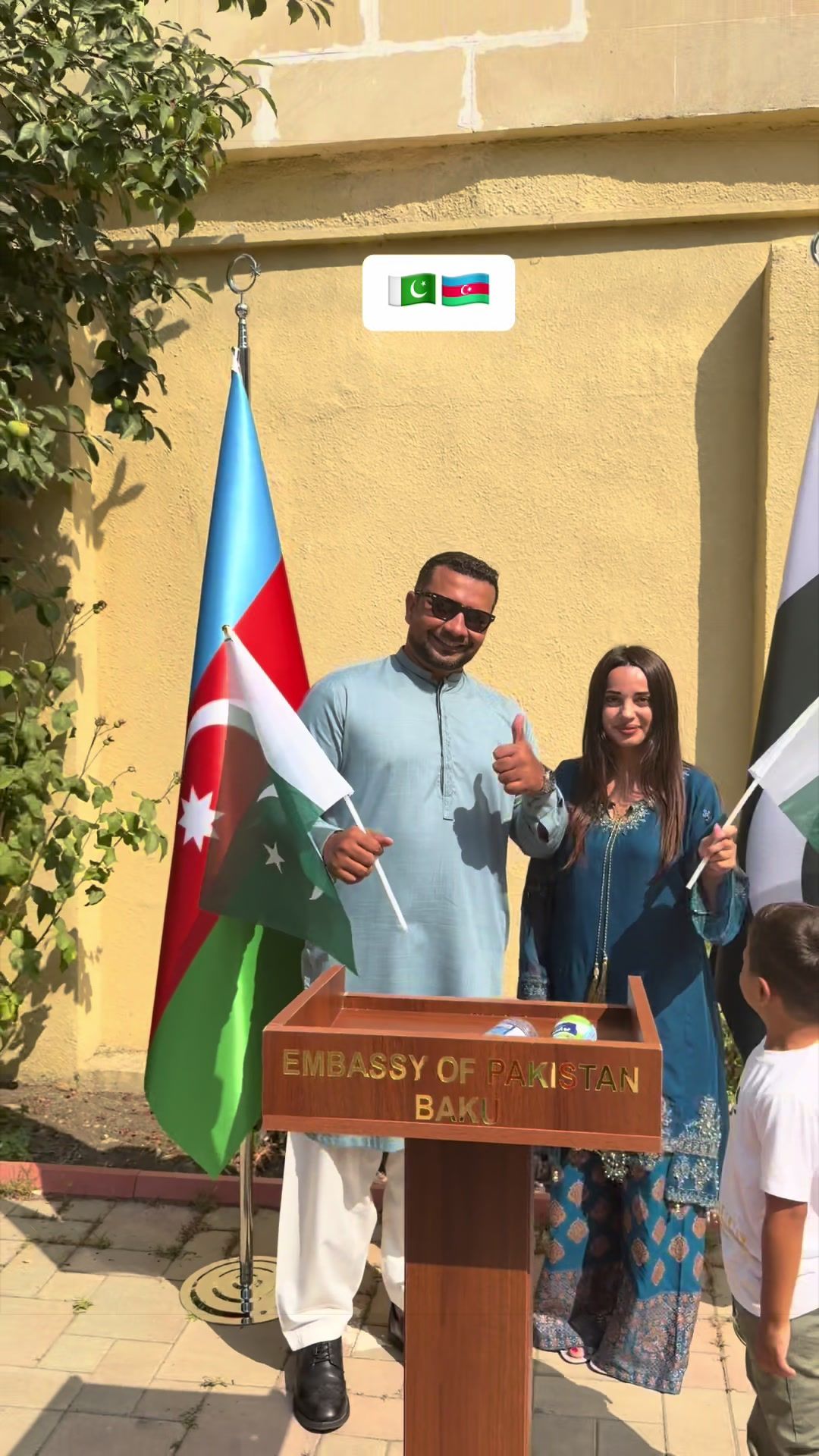 @𝒜𝒻𝓈𝒶𝓃𝒶 𝓀𝒽𝒶𝓃🇵🇰🇦🇿