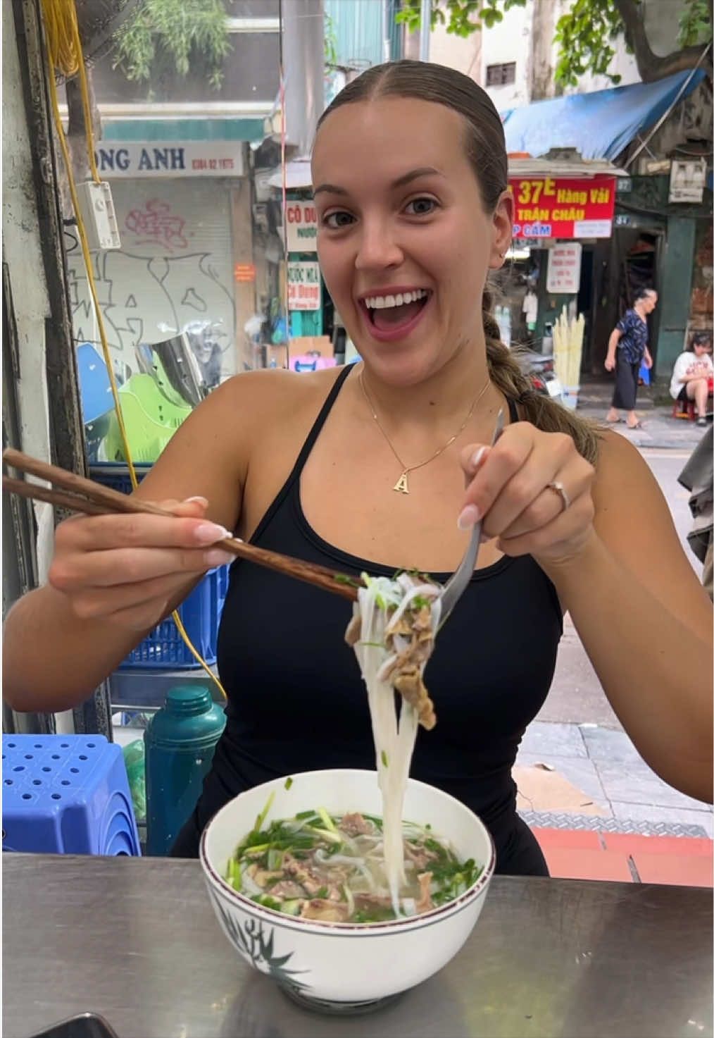 @๐ TORI • TRAVEL + LIFESTYLE