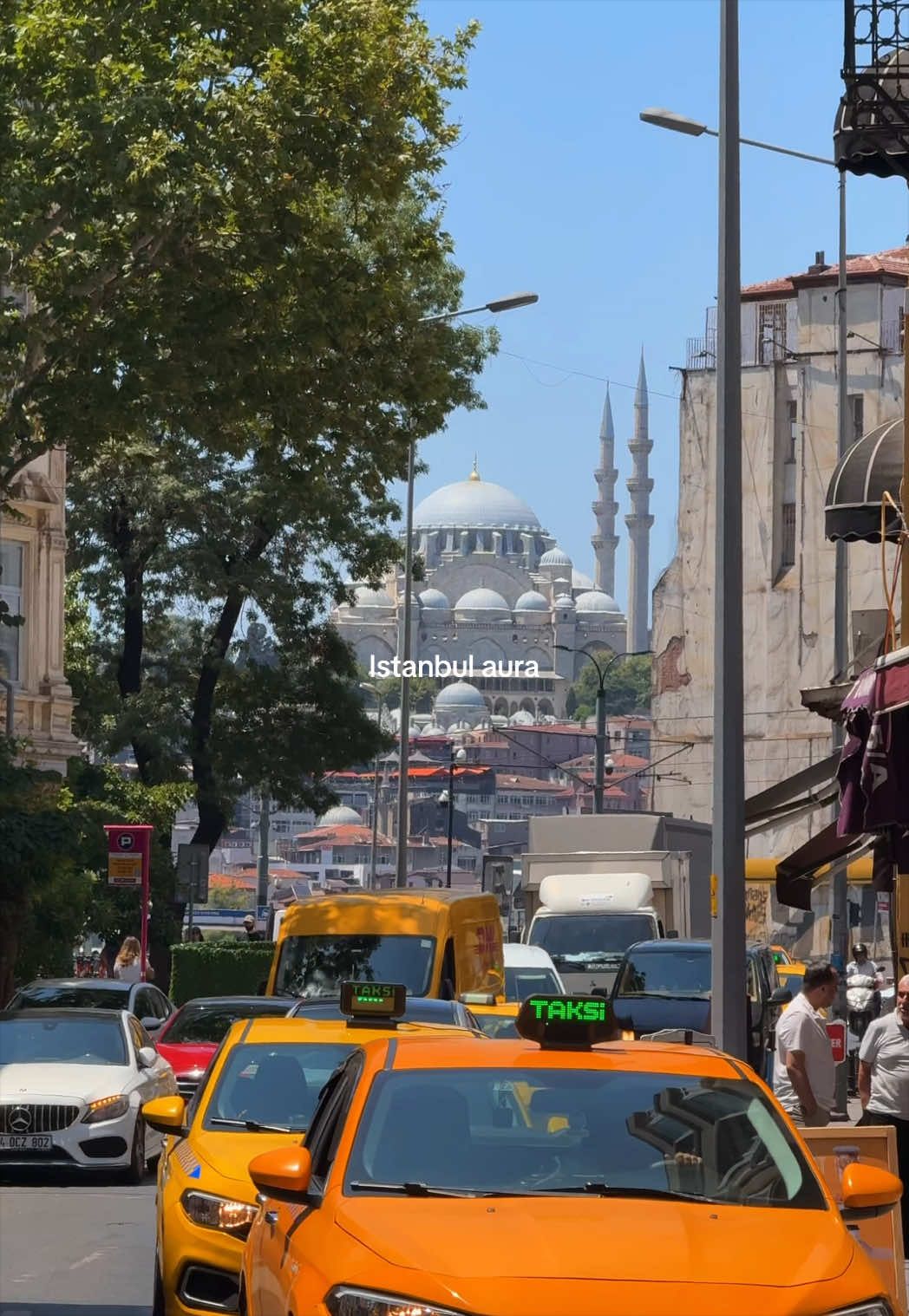 @Ela Istanbul flâneuse / artist