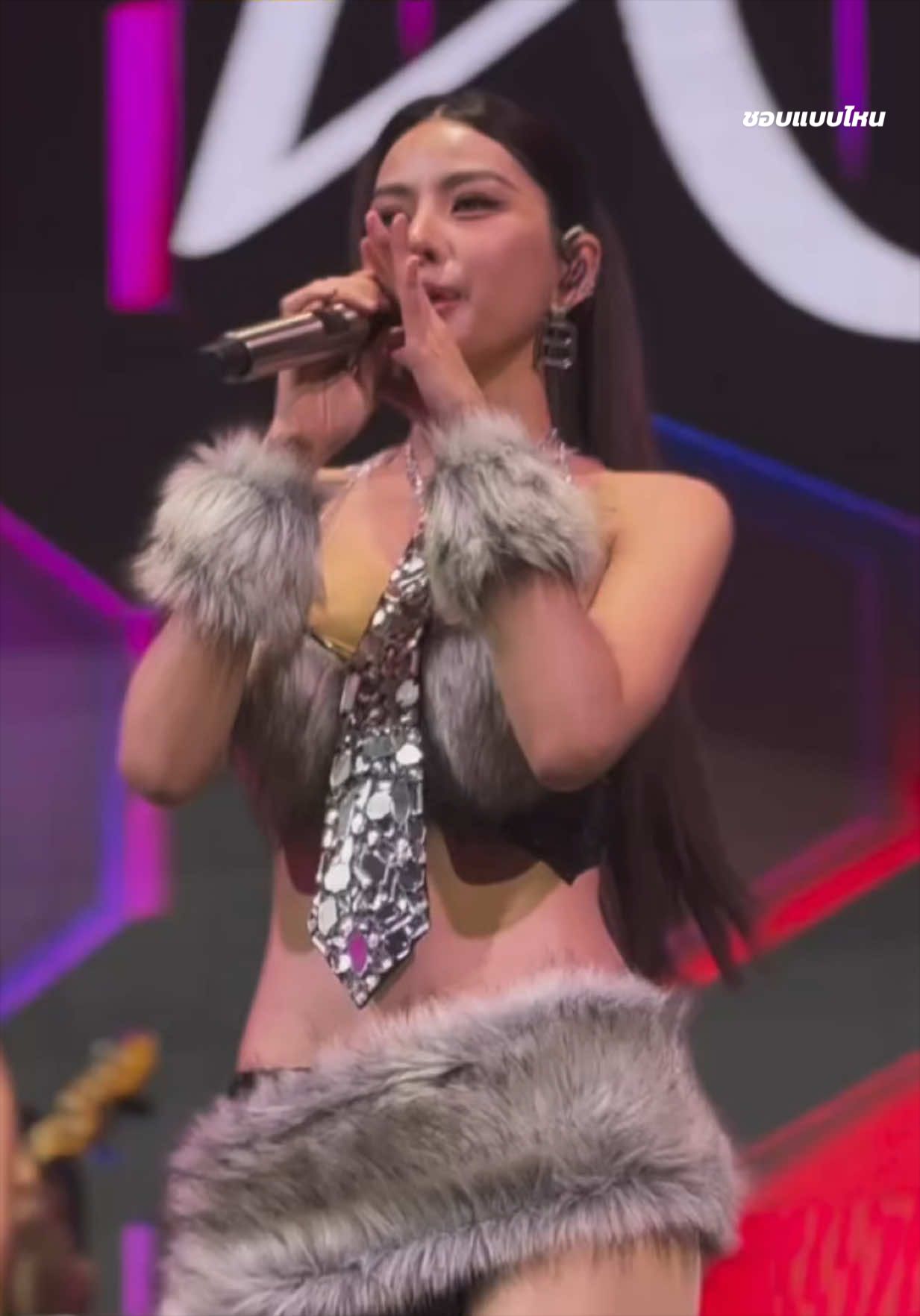 @Ratchanita N.