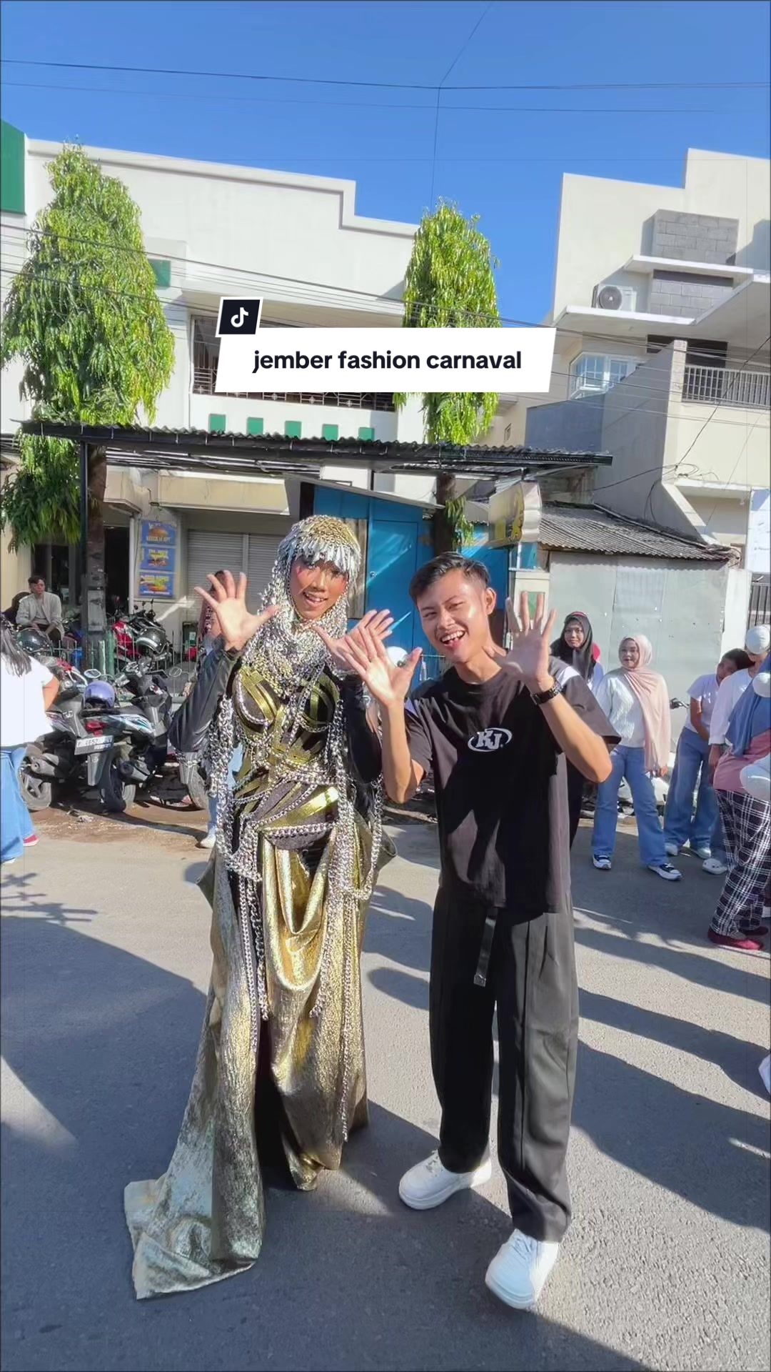 @𝖄𝖔𝖌𝖎 𝖋𝖎𝖗𝖉𝖆𝖚𝖘.🏴&zwj;☠️