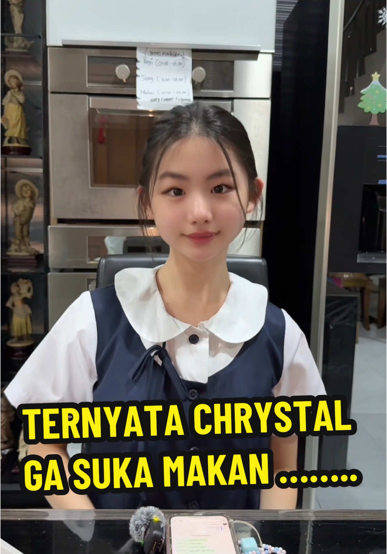 @Chrystal Xaviera winjaya