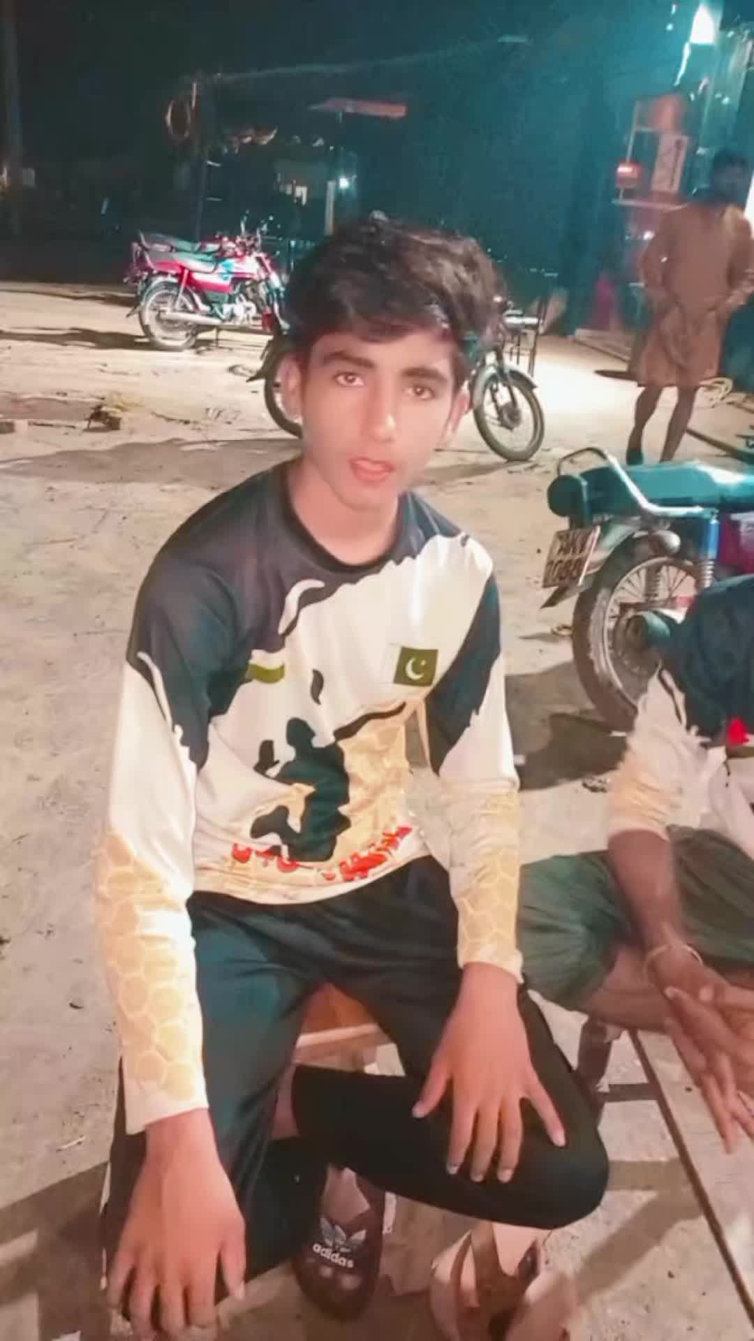 @⚔️وحید عرف بنوں بادشاہ⚔️