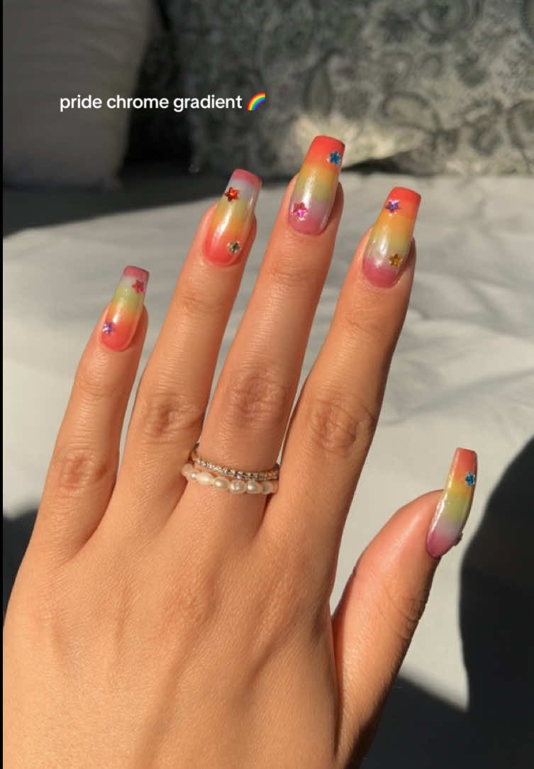 @denasnails ☆