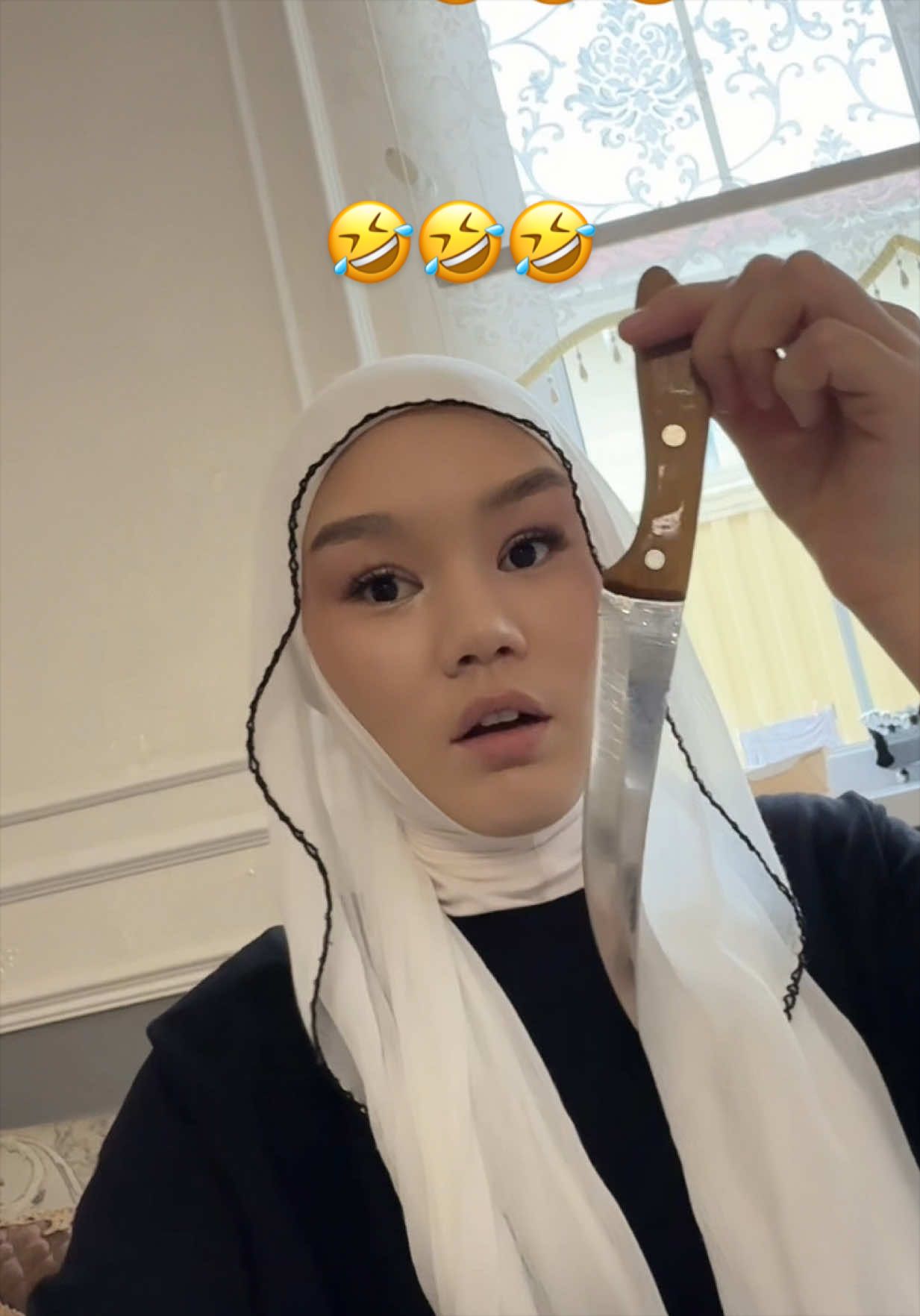 @indirakarl_