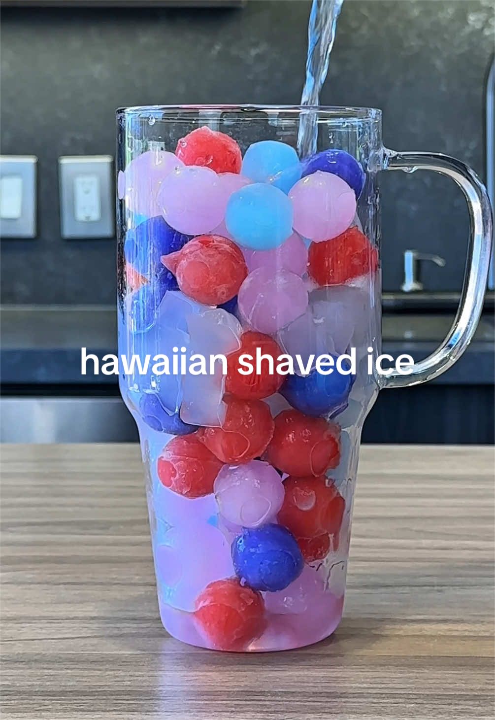 @avukmi