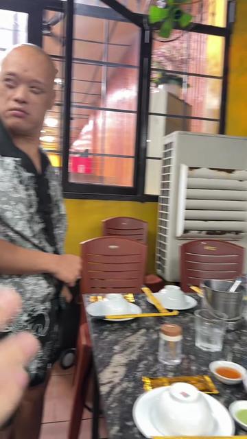 @C&ocirc; L&ocirc; Nhu&ecirc; R&igrave; Viu