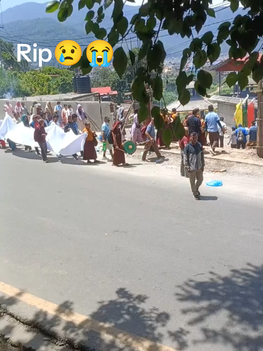 @😭😭😭