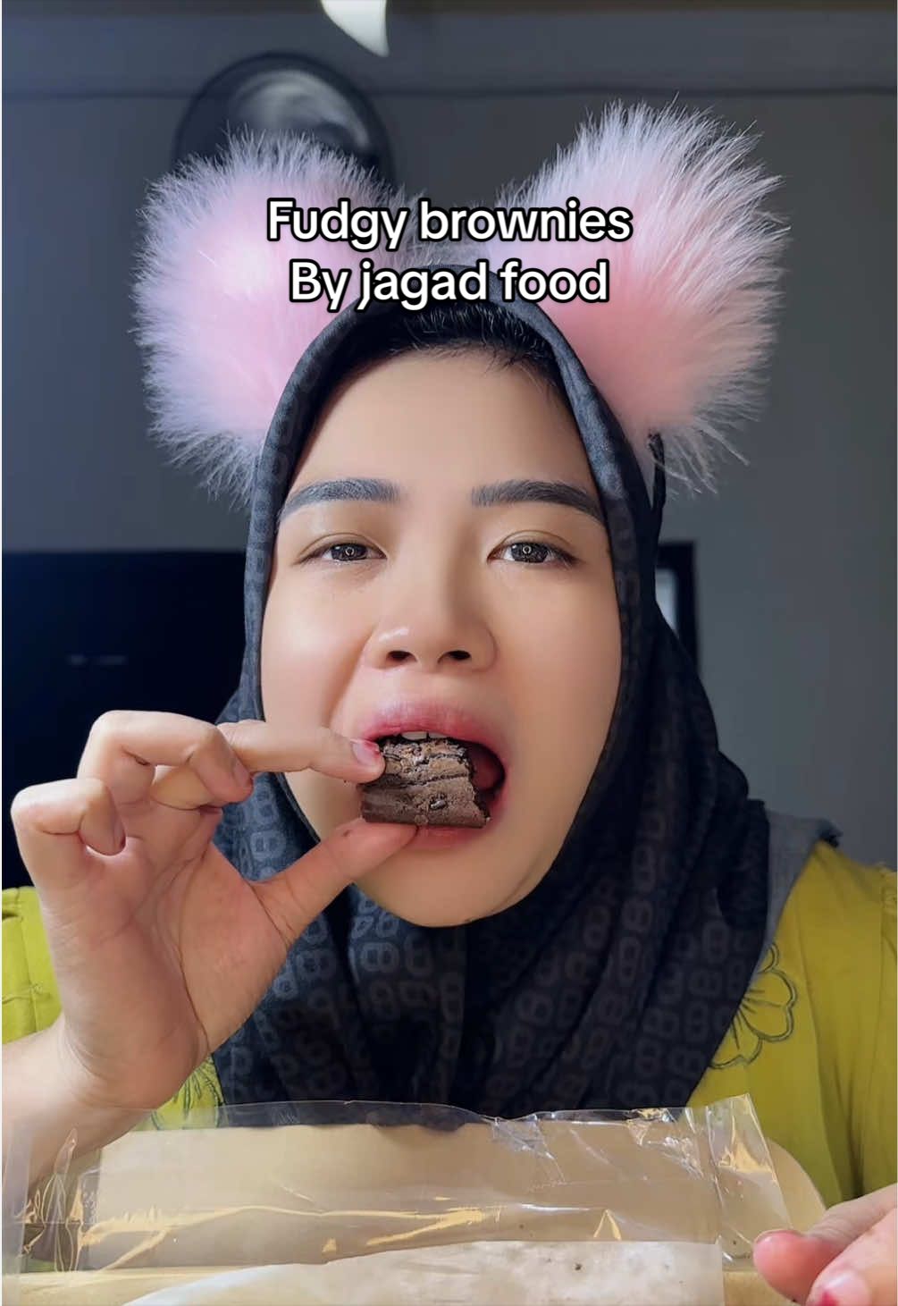 @EkaNis14