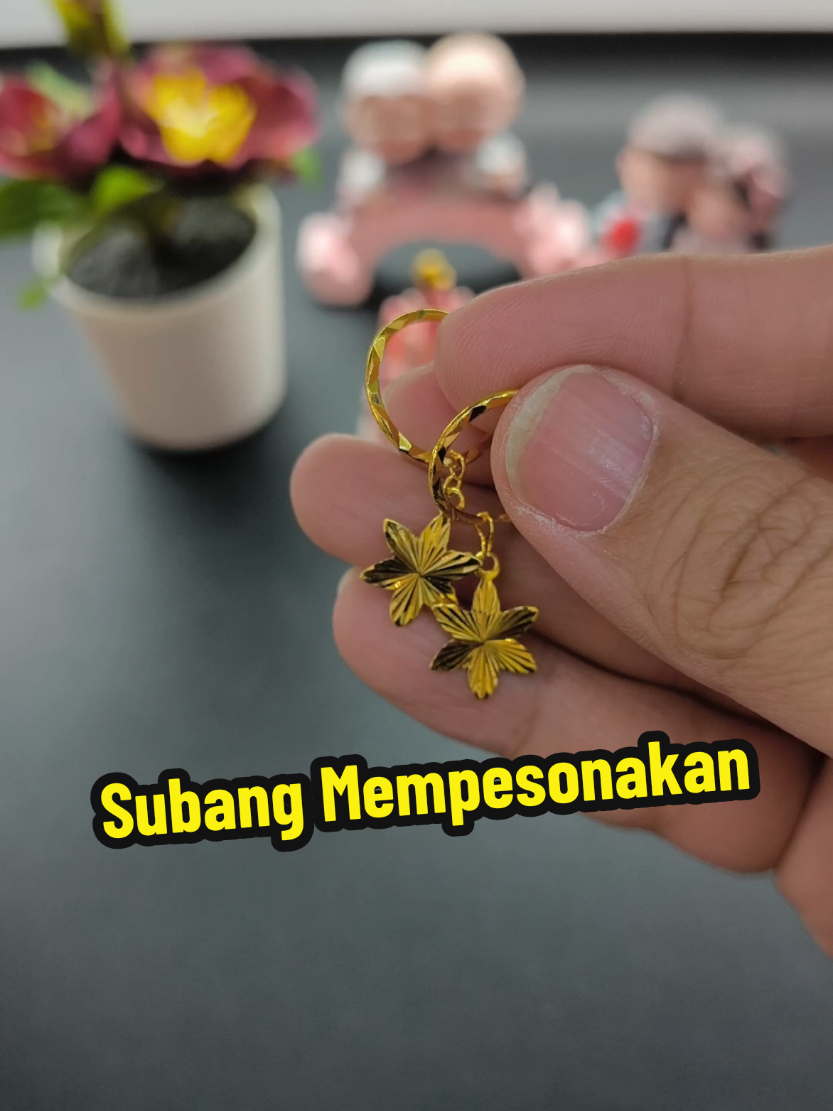 @FashionForUshop