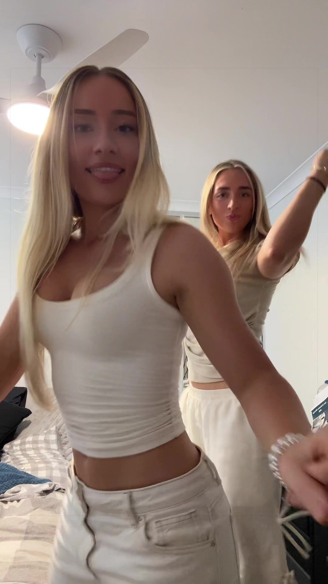 @guesswho