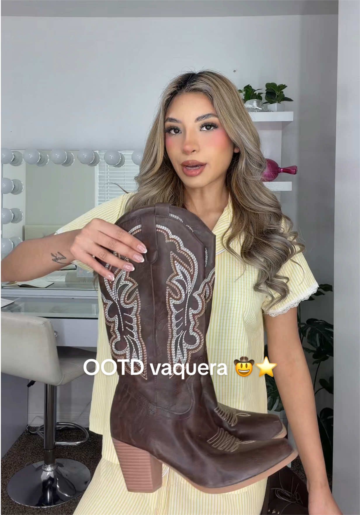 @Daisylemuss