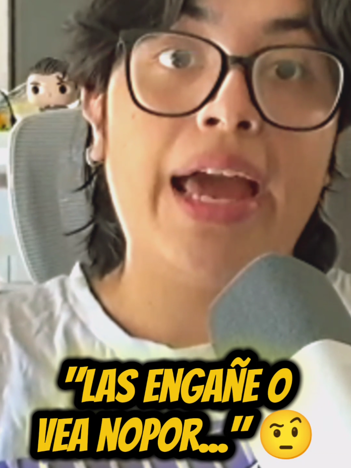 @Políticamente Moreno