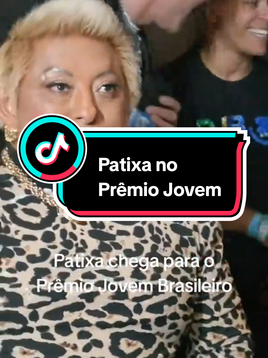 @Famosando