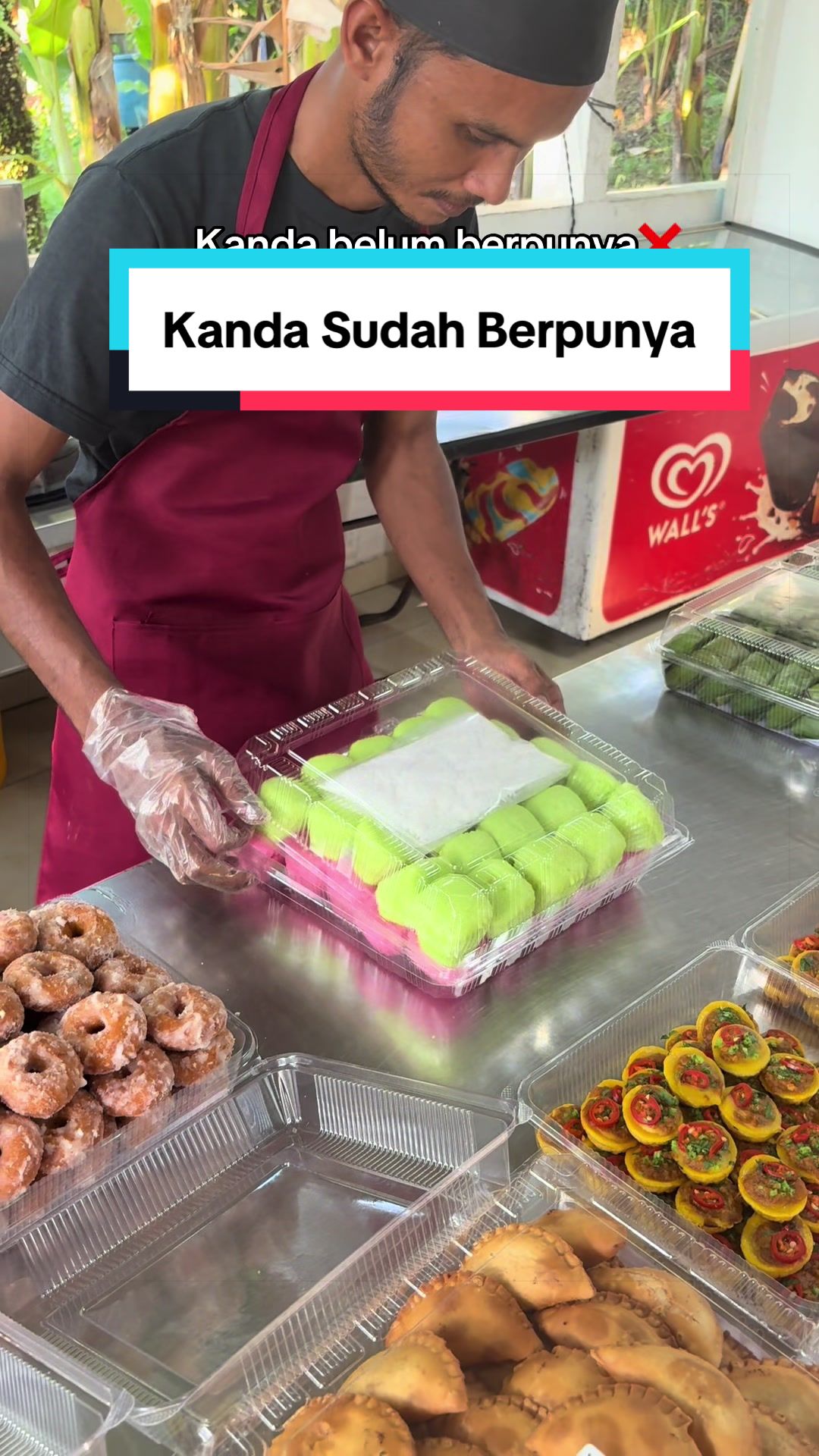 @Pakcik Si Penjual Kuih