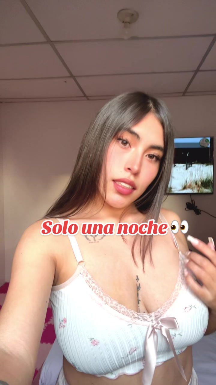 @Ani🍒❤