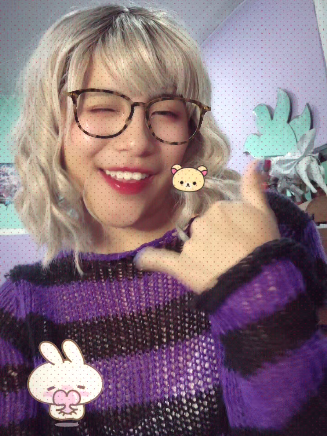 @Miau >w</
