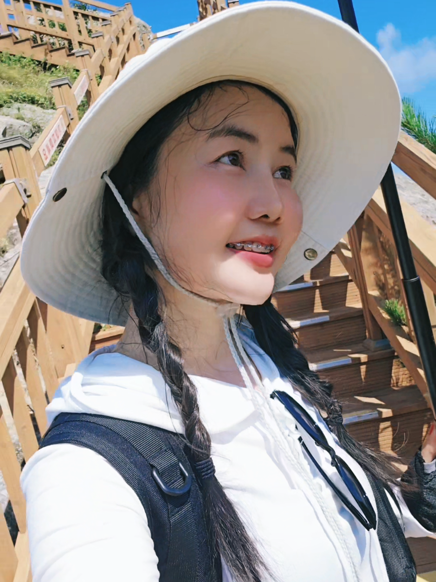 @𝐋𝐀𝐌𝐔𝐃♡
