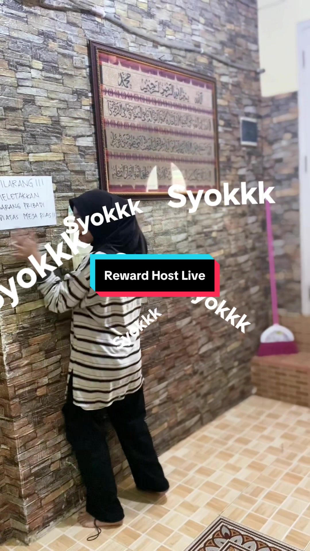 @Icabeee_