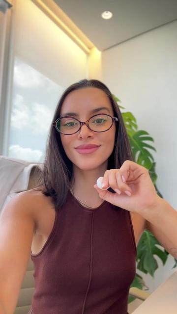 @Dra Julia Vasconcellos