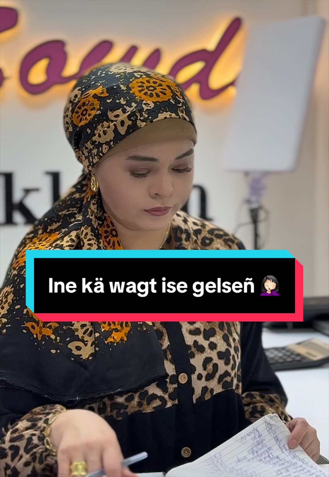 @ShowlySowda
