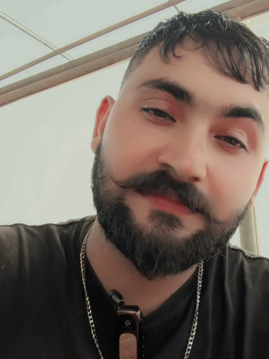 @Abid badshah🇬🇷🇪🇺🦅😎