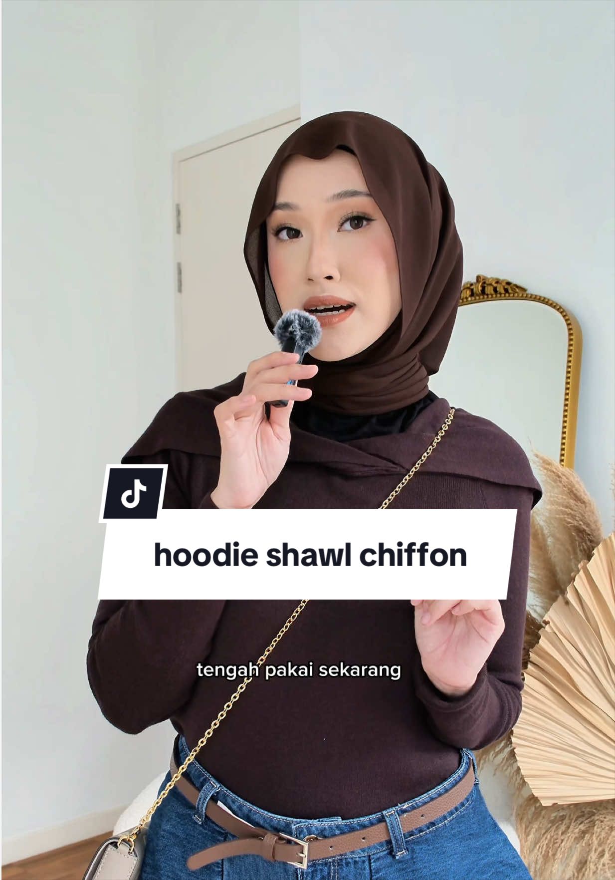 @AmyraHijab
