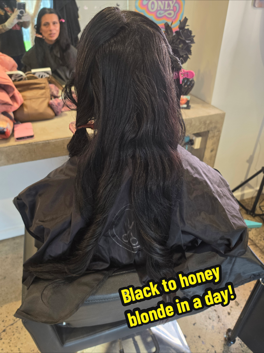 @TheCowgirlColourist