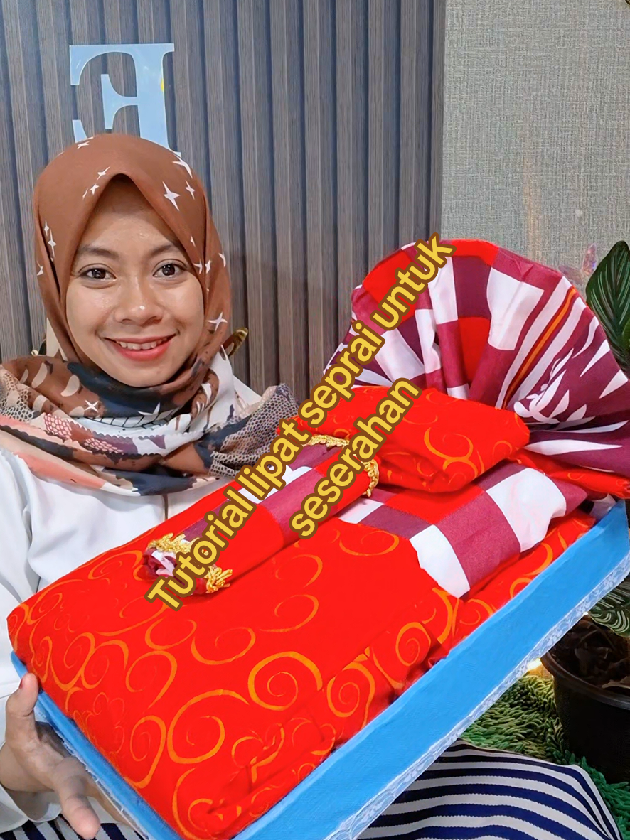 @Siti Fatimah|Gift Box