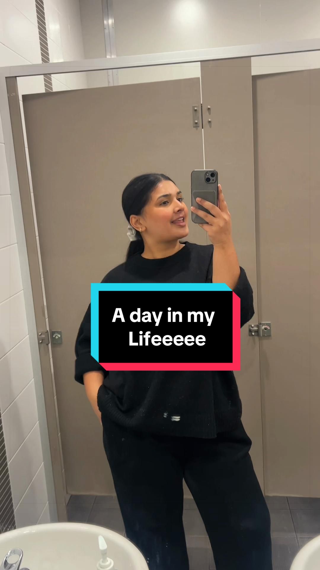 @_saumyaaaaaaaa