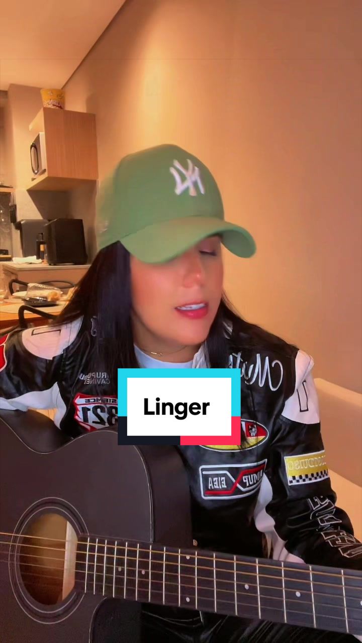 @🎙️Juliana Ara&uacute;jo🧢🚂🌻