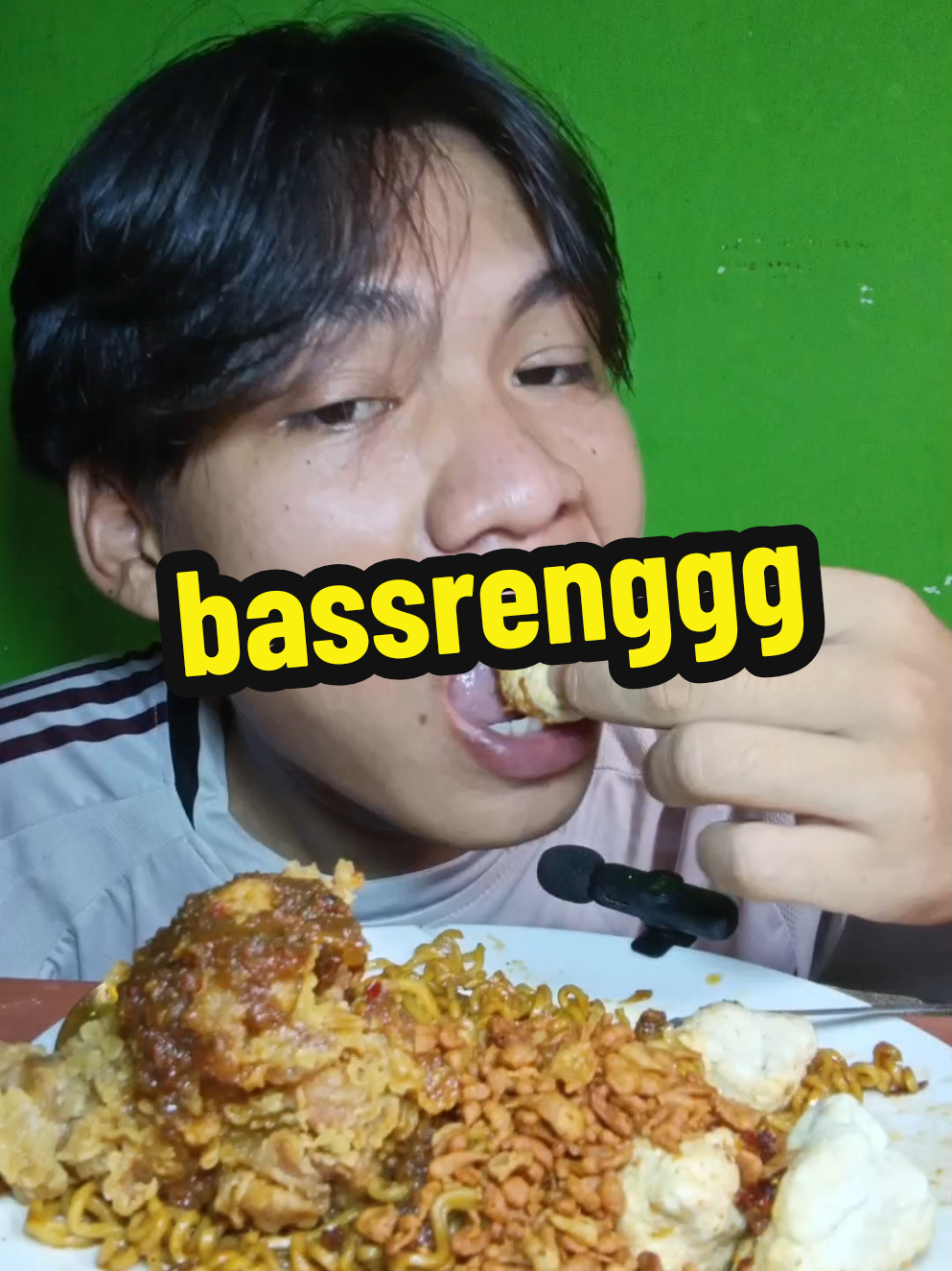 @eat hmzah🍗🍔🌭🥪