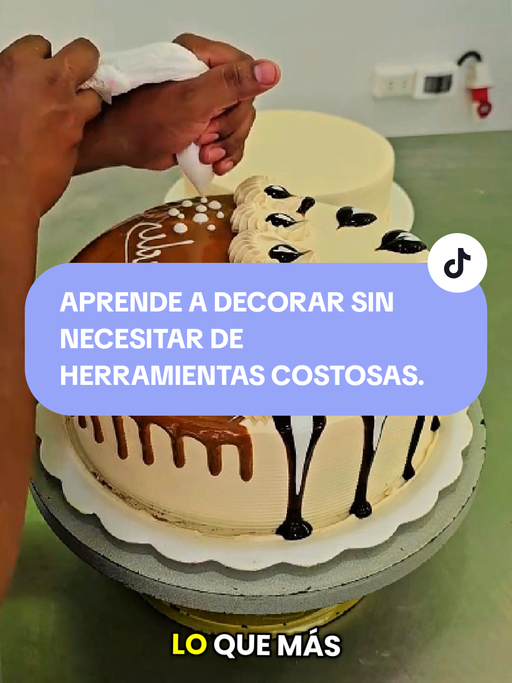 @familarepostera