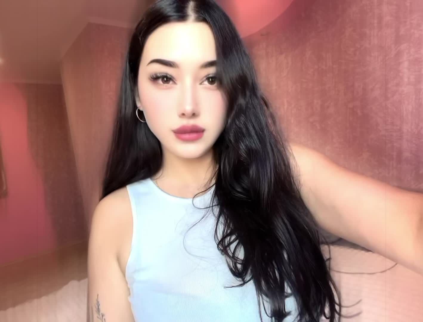 @MVikaaa._
